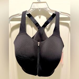 Victoria’s Secret Featherweight front close sports bra 40DDD